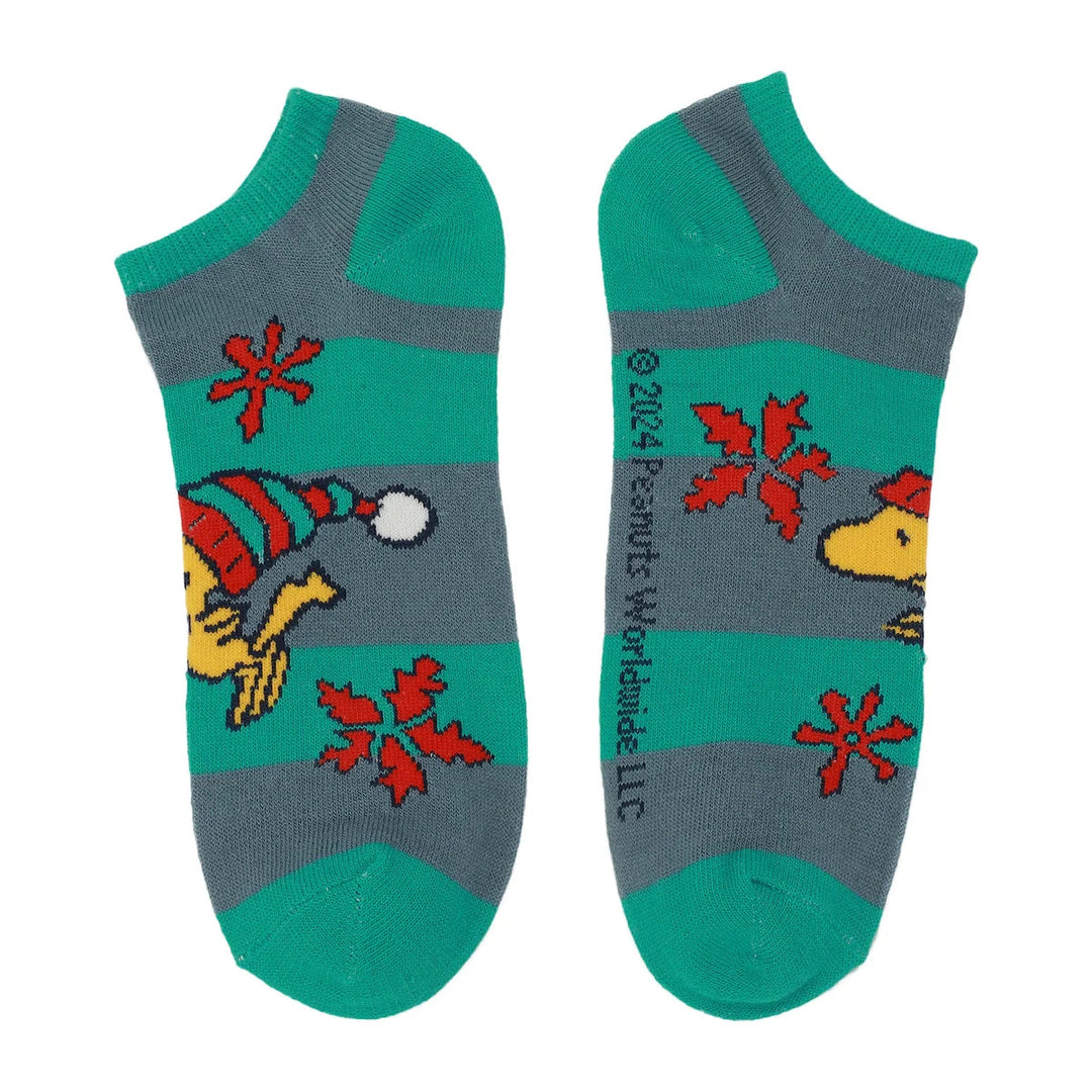 BioWorld Socks & Tees Peanuts Winter Holiday Scenes Women's 5-Pair Ankle Socks