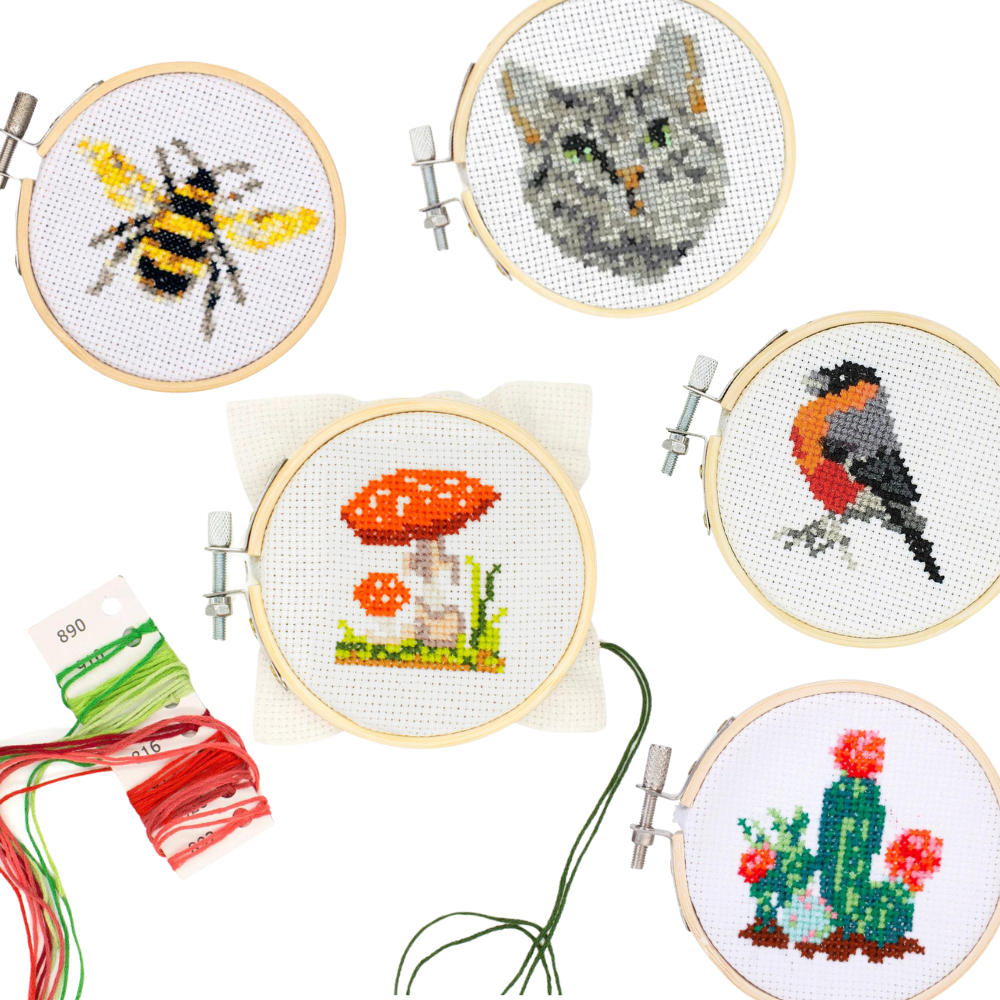 KIKKERLAND Arts & Crafts Mini Cross Stitch Kit