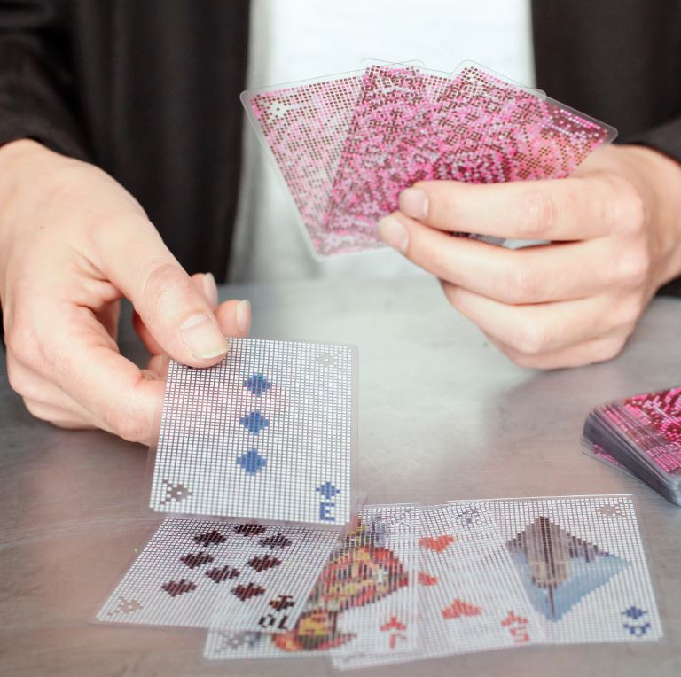 KIKKERLAND Games Pixel Playing Cards