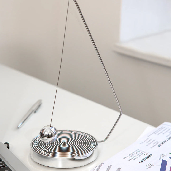 KIKKERLAND Home Decor Desktop Decision Maker