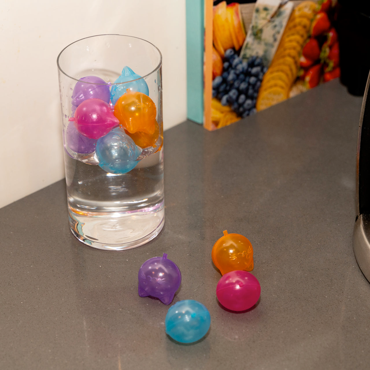 KIKKERLAND Kitchen & Table 24 REUSABLE CAT ICE CUBES