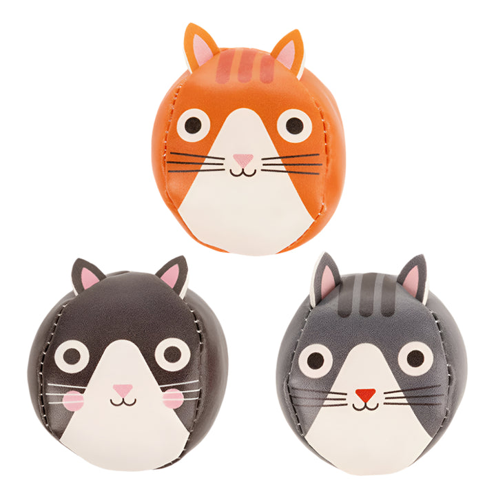 KIKKERLAND Toy Outdoor Fun Three Little Cats Juggling Balls