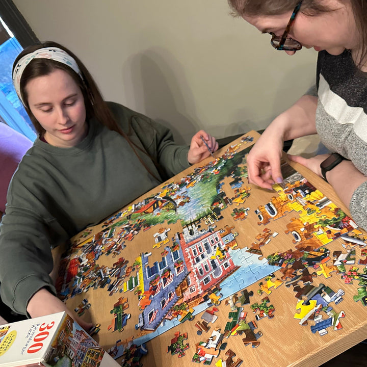 Ravensburger Puzzles April Puzzling Partners Showdown - 500 pc Puzzle Competition (Team of 2)