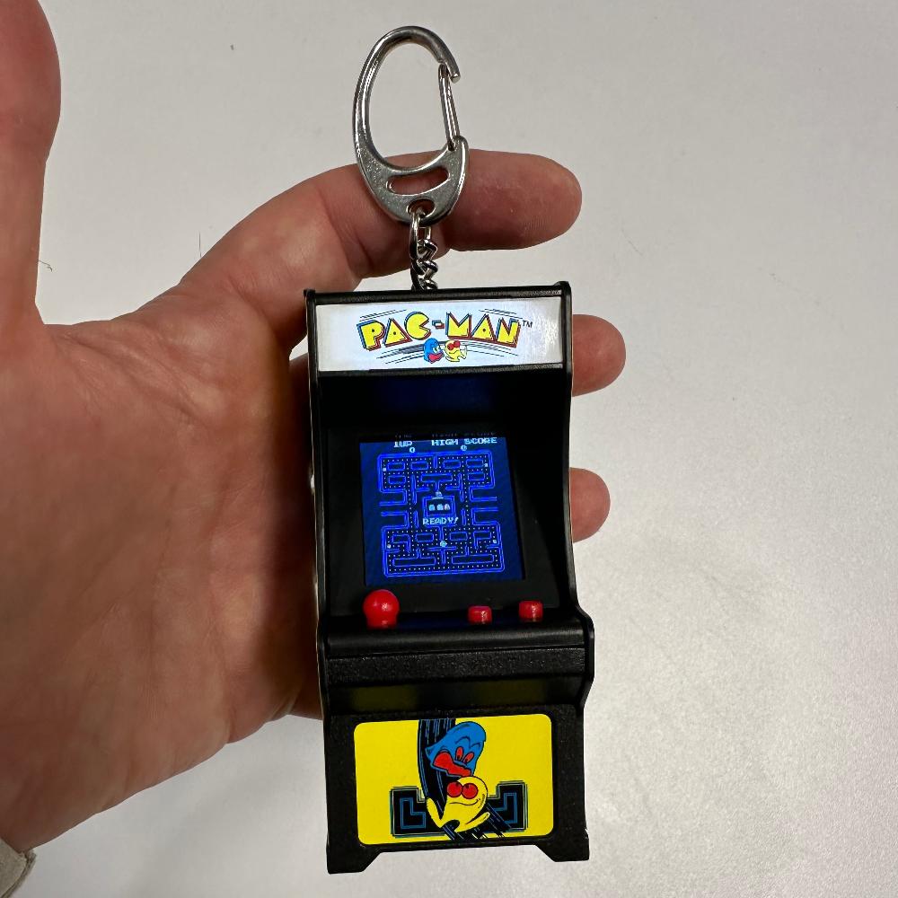 Super Impulse Toy Novelties Tiny Arcade Pacman