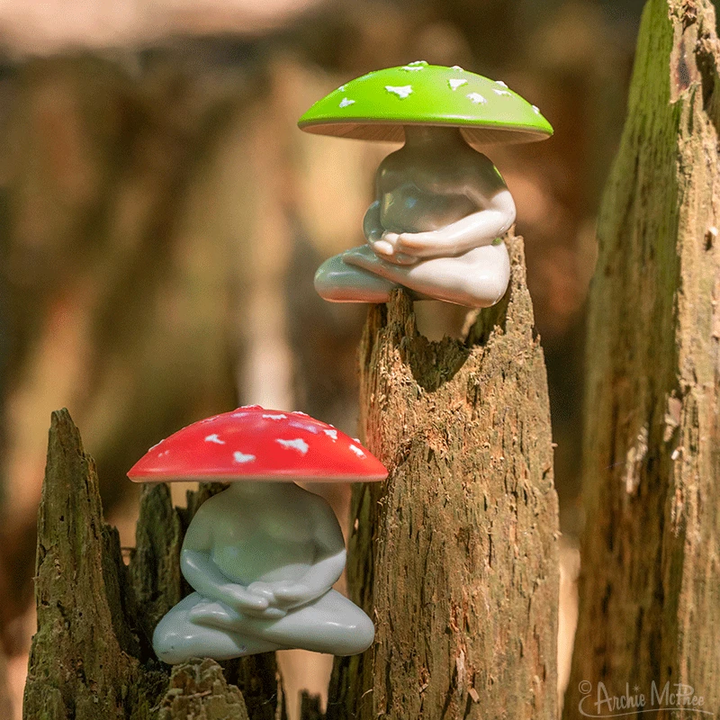 Accoutrements - Archie McPhee Funny Novelties Meditating Mushroom - 1pc