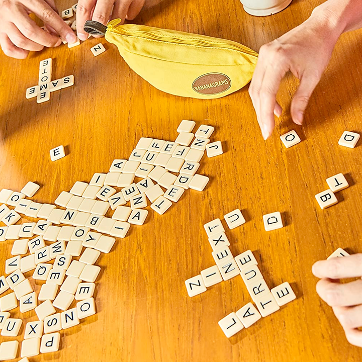 Asmodee Games Bananagrams