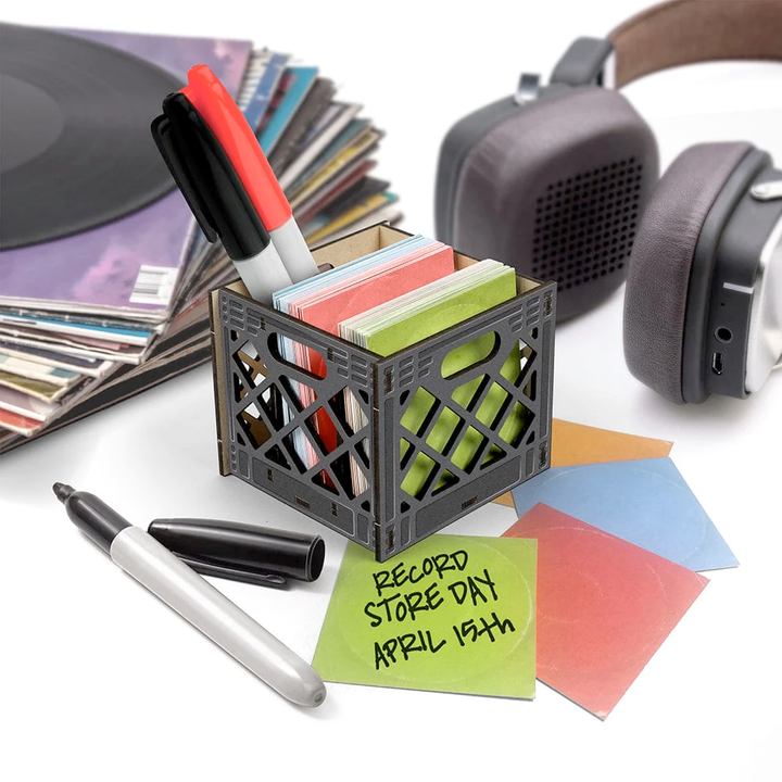 Fred & Friends Office Goods For the Record - Pencil holder with notes