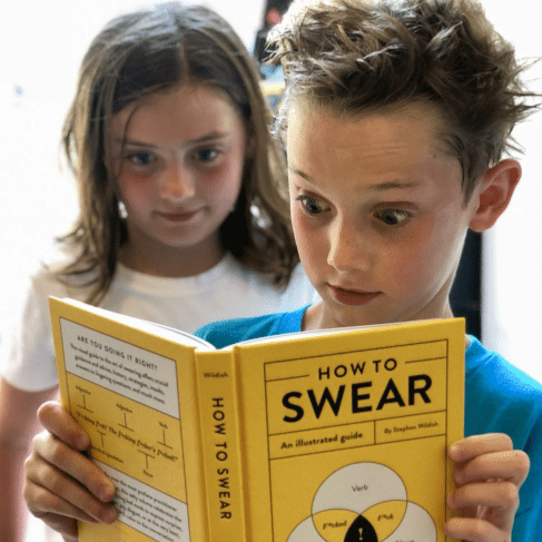 Hachette - Chronicle Books BOOKS How to Swear: An Illustrated Guide