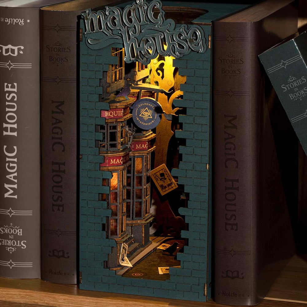 Hands Craft Arts & Crafts Magic House Bookshelf Diorama - DIY kit