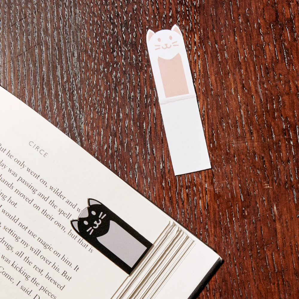 KIKKERLAND Office Goods Set of 4 Cat Magnetic Bookmarks