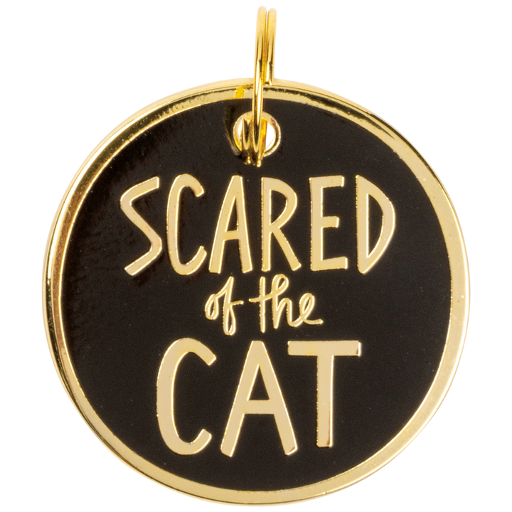 Primitives by Kathy Funny Novelties Scared of the Cat - collar charm
