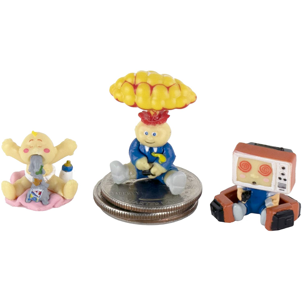 Super Impulse Toy Action Figures Micro GPK Figure - 1 random style