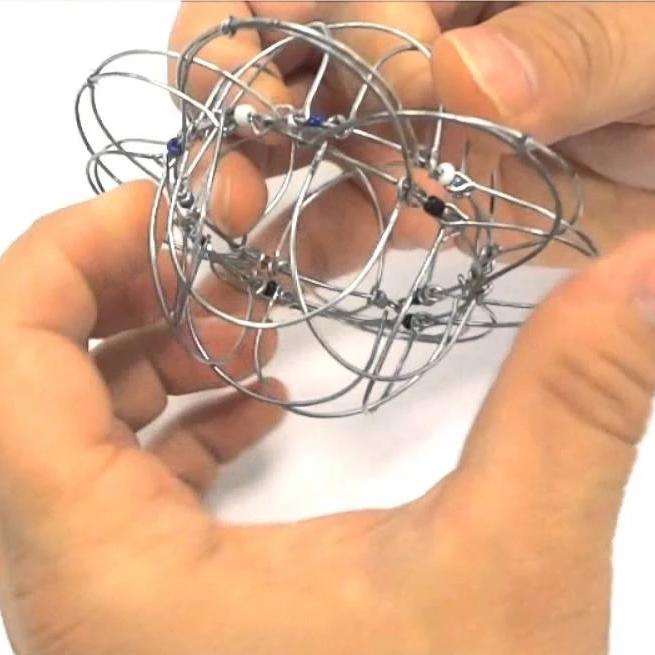 Toysmith IMPULSE Magic Loops
